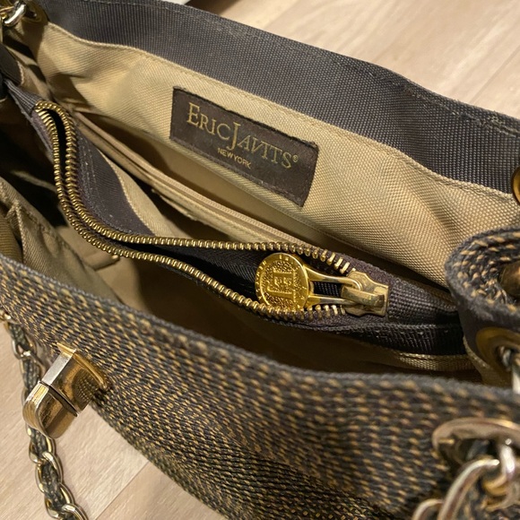 Eric Javits signature Squishee® straw bag - Picture 8 of 9